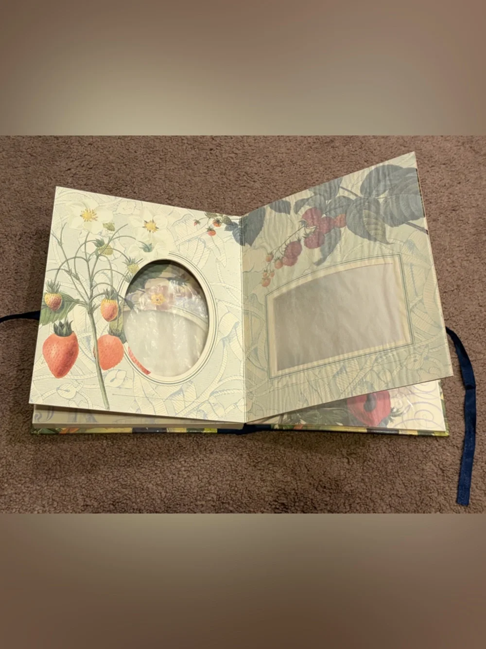1996 Vintage Victorian Style Photo Album Michel Publishing Cottagecore Floral